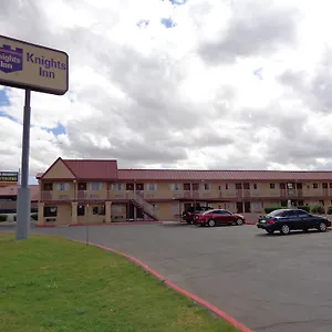 https://knights-inn-fairground-phoenix.hotelsofphoenix.com